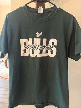 USF South Florida Bulls Graphic Tee - Dark Green Size Medium NCAA logo